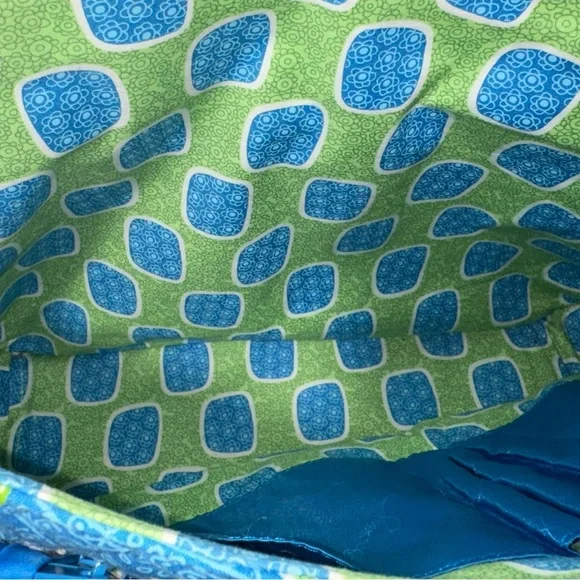 Vera Bradley Retired 2012 Doodle Daisy Messenger Crossbody - Picture 9 of 10